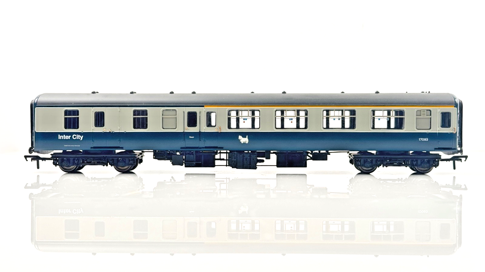 BACHMANN 00 GAUGE - 39-411 - BR BLUE GREY MK2 BFK INTERCITY SCOTTIE DOG COACH UB