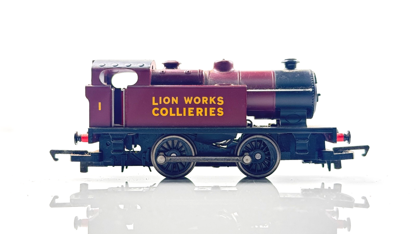 HORNBY 00 GAUGE - LION WORKS COLLIERY 0-4-0 INDUSTRIAL TANK LOCOMOTIVE - UNBOXED