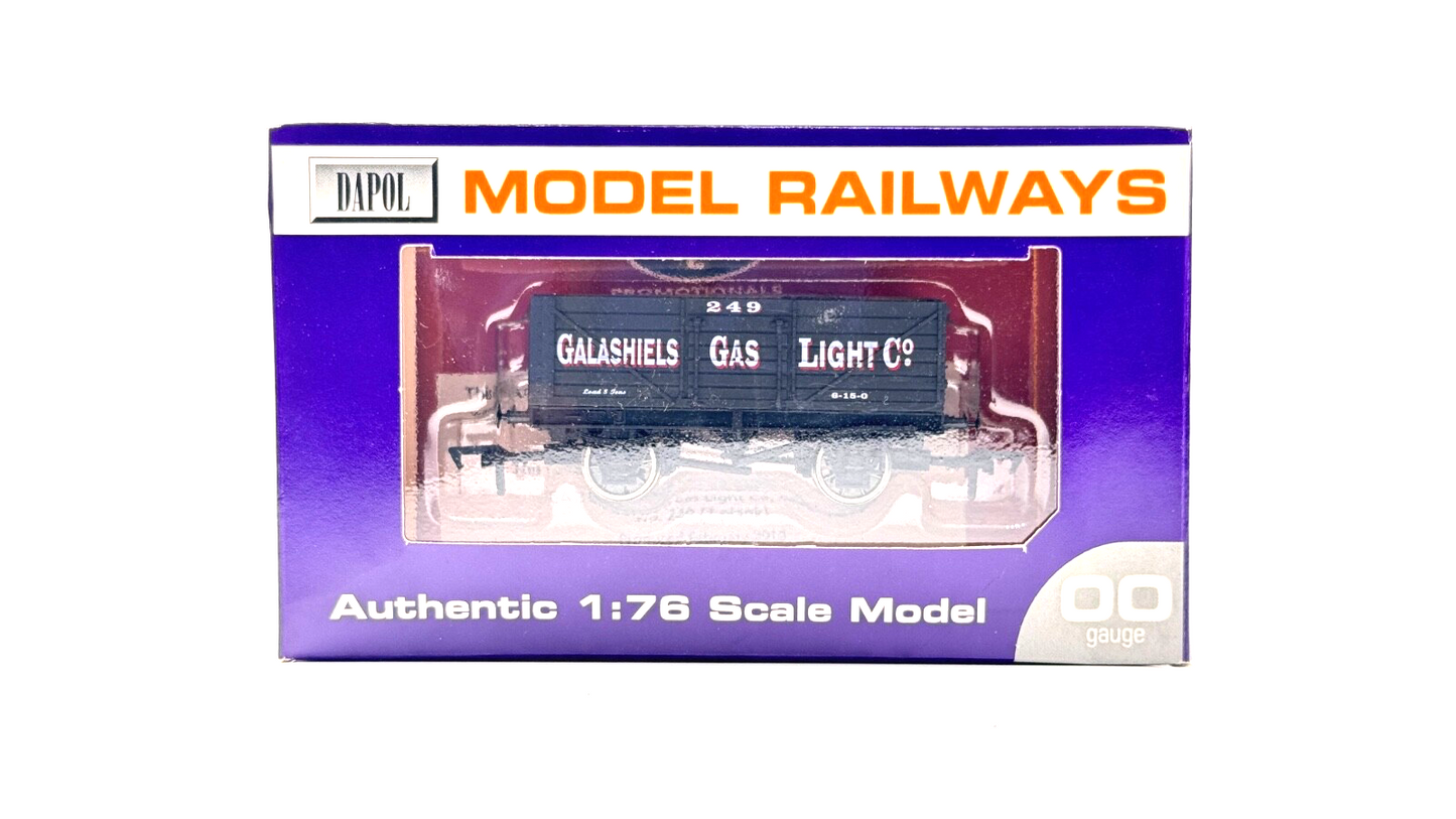 DAPOL 00 GAUGE - GALASHIELS GAS LIGHT COMPANY WAGON NO.249 (LIMITED EDITION)
