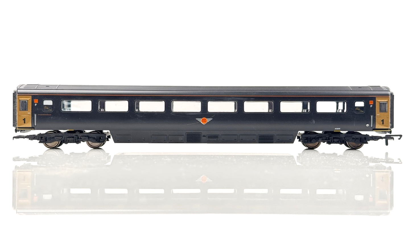 HORNBY 00 GAUGE - R4329 - GRAND CENTRAL RAILWAYS MK3 1ST CLASS COACH 41205 - UB