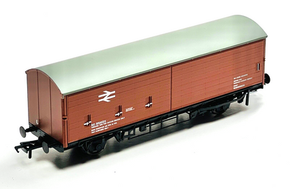 BACHMANN 00 GAUGE - 38-125Y - COV-AB TRIBOMETER TRAIN VAN BR BAUXITE (INVICTA)