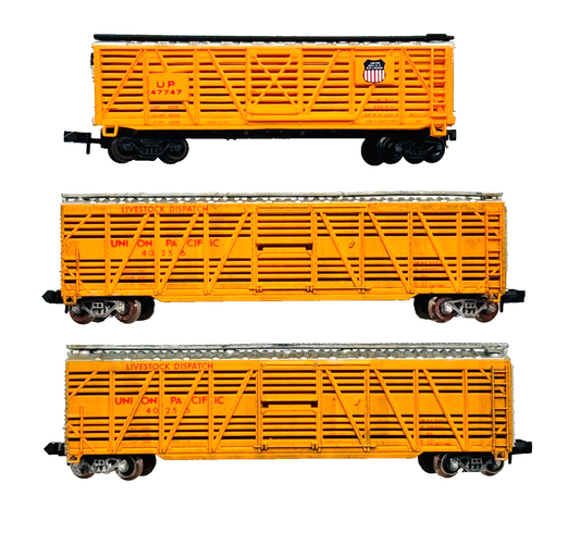 AMERICAN N GAUGE - 3 X CATTLE WAGONS UNION PACIFIC LIVESTOCK DISPATCH UNBOXED